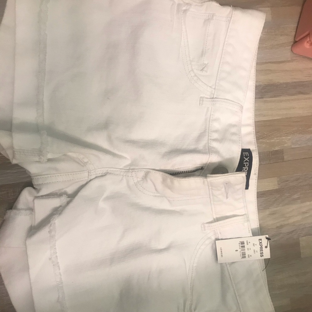 Size 6 express white shorts brand new